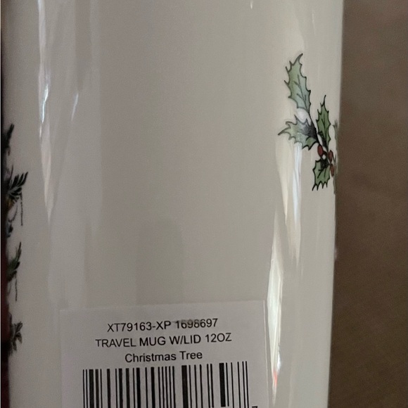 Spode Christmas Tree Travel Mug with Lid - Picture 5 of 12